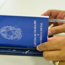 Caged: país criou 644 mil novas vagas de trabalho em 2019