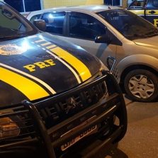 PRF recupera veículo clonado durante comando de fiscalização de alcoolemia