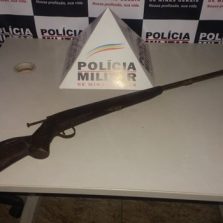 PONTE NOVA: PM apreende arma de fogo no Bairro Sagrado Coração de Jesus.