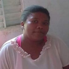 Mulher é morta a facadas dentro de casa na zona rural de Ervália