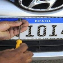 Placas com padrão do Mercosul entram em vigor em todo o país