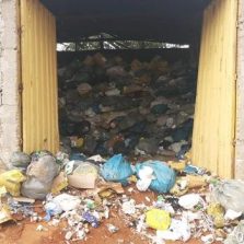 Cajuri: Polícia do meio ambiente descobre deposito clandestino de lixo hospitalar
