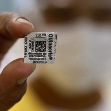 Governo inclui cloroquina em tratamento de casos leves de covid-19