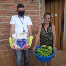 Um milhão quilos de doações entregues a famílias em vulnerabilidade em todo o país