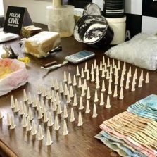 PCMG cumpre mandados e reprime o tráfico de drogas em Rio Pomba