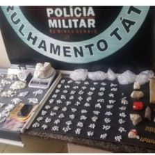 PM de Viçosa apreende grande quantidade de drogas no Escorpião