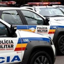 Condutora com carro irregular é presa por desobediência em Canaã