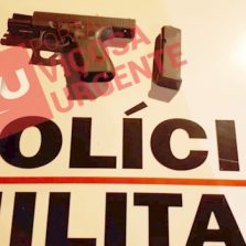 Suspeito armado é baleado pela PM no João Brás