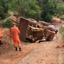 Tratorista morre em acidente na localidade da cachoeira em Ponte Nova
