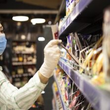 Procon de Viçosa orienta consumidores para compras seguras no natal