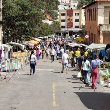 Feira de sábado tem programação especial para os feriados de final de ano