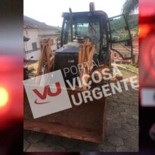 Retroescavadeira furtada em Ewbank da Câmara é localizada em Paula Cândido