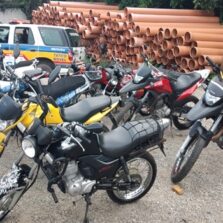 Relezinho em Ponte Nova termina com 12 motos apreendidas e nove condutores presos