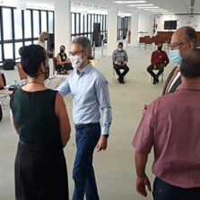Prefeito Raimundo Violeira se encontra com governador de Minas
