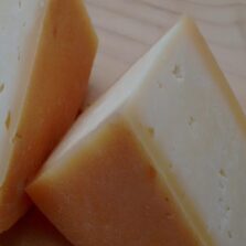 Epamig testa ‘embalagem inteligente’ para queijo Minas artesanal