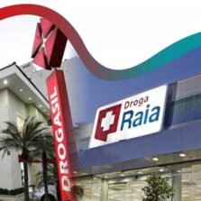 Raia Drogasil faz doação de R$ 2 milhões à fábrica de vacinas do Instituto Butantan