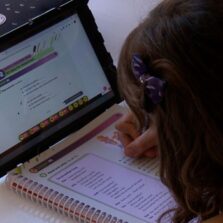 Governo veta lei que dá a estudantes acesso gratuito à internet