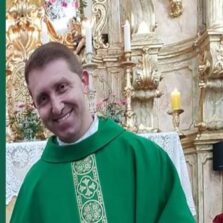 Padre que atuou em Porto Firme morre atropelado em Pedra Bonita