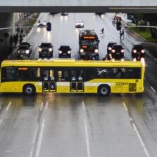 Projeto de lei prevê que motorista culpado pague tratamento de vítima de acidente