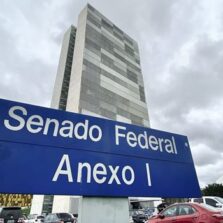 Senado cria Frente Parlamentar pelo Desarmamento