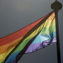 Fundo Brasil distribui até R$ 40 mil a entidades LGBTQIA+