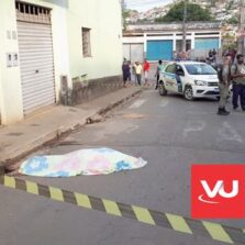 Homem surtado fere quatro pessoas e mata idoso com golpes pé de cabra em Porto firme