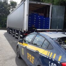 PRF apreende carregamento de cerveja sem nota avaliado em mais de R$250 mil reais