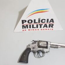 PM prende homem com arma em Ervália
