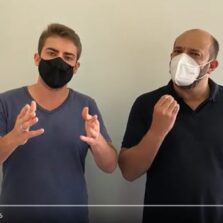 Inclusão: Vereador de Coimbra implanta tradução de libras em seus vídeos