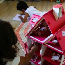 Dia internacional comemora importância de brincadeiras na infância