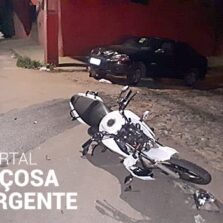 Motociclista fica ferida em acidente no Santa Clara