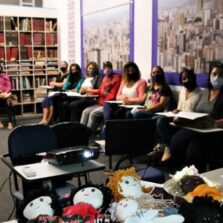 Projeto capacita mulheres e combate a violência doméstica