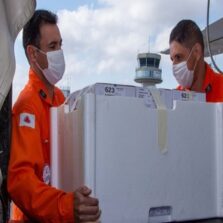 Governo de Minas distribui vacinas contra a covid-19 para as Unidades Regionais