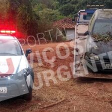 Carro furtado em Ponte Nova há cinco anos é localizado em Teixeiras