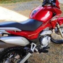 Assaltantes roubam moto na Serra de São Geraldo