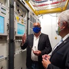 Governo inaugura cabo submarino que conecta Brasil à Europa