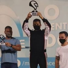Viçosa conquista ouro em evento de arrancada