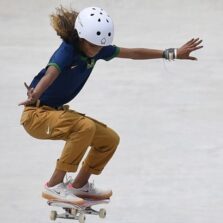 Jogos: Brasil fatura 2ª prata no skate e vai com 3 às quartas do surfe