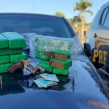 PRF prende suspeitos que traziam drogas para Viçosa