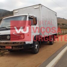 Ladrões de cargas roubam caminhão em Teixeiras