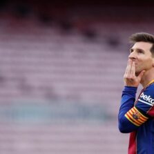 Torcedor do Barça aciona Justiça para impedir ida de Messi para o PSG