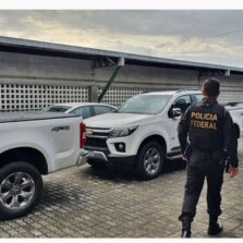 PF combate fraudes na comercialização de caminhonetes em Manaus