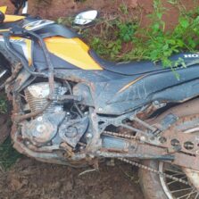Polícia Militar de Ervália prende dupla suspeita de roubar motos