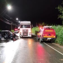 Dois acidentes graves de uma só vez no mesmo local em Viçosa
