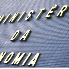 Ministério da Economia vai leiloar 45 veículos