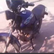Moto furtada em Teixeiras