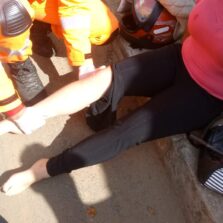 Viçosa: Mulher fica ferida em acidente de moto