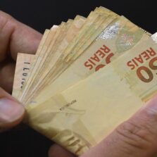 Cashback devolverá imposto a famílias mais pobres