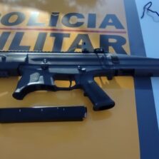 Polícia Rodoviária apreende submetralhadora durante blitz