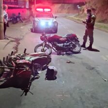 Viçosa: Colisão entre motos deixa motoqueiro gravemente ferido